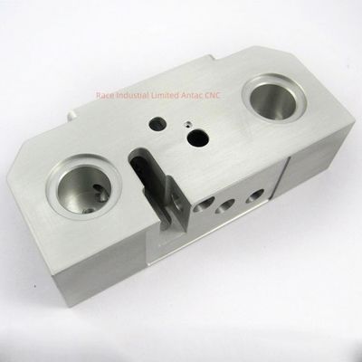 Unübertroffene und präzise CNC-Bearbeitungsteile aus Aluminium mit Vollgrößeneinspektionsbericht