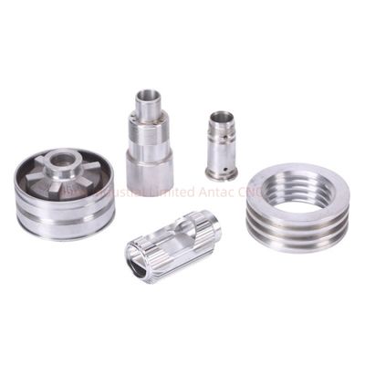 316L Edelstahl CNC Drehteile 100000 Stück Monatliche Präzisionskomponenten Produktionskapazität