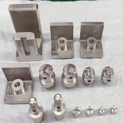 Präzisions-CNC-Bearbeitungsteile 0,03 Oberflächenrauheit Anodisierte Oberfläche Individuelle Größen Komponenten